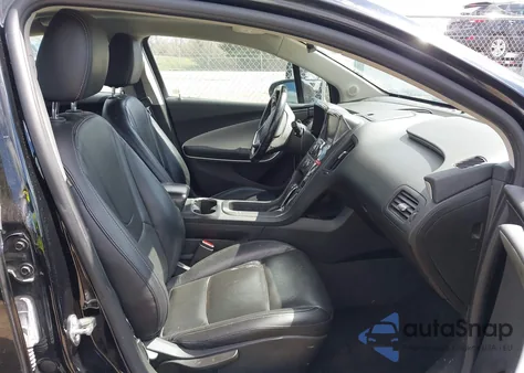 2015 Chevrolet Volt из США, поврежденный, VIN 1G1RB6E48FU136354